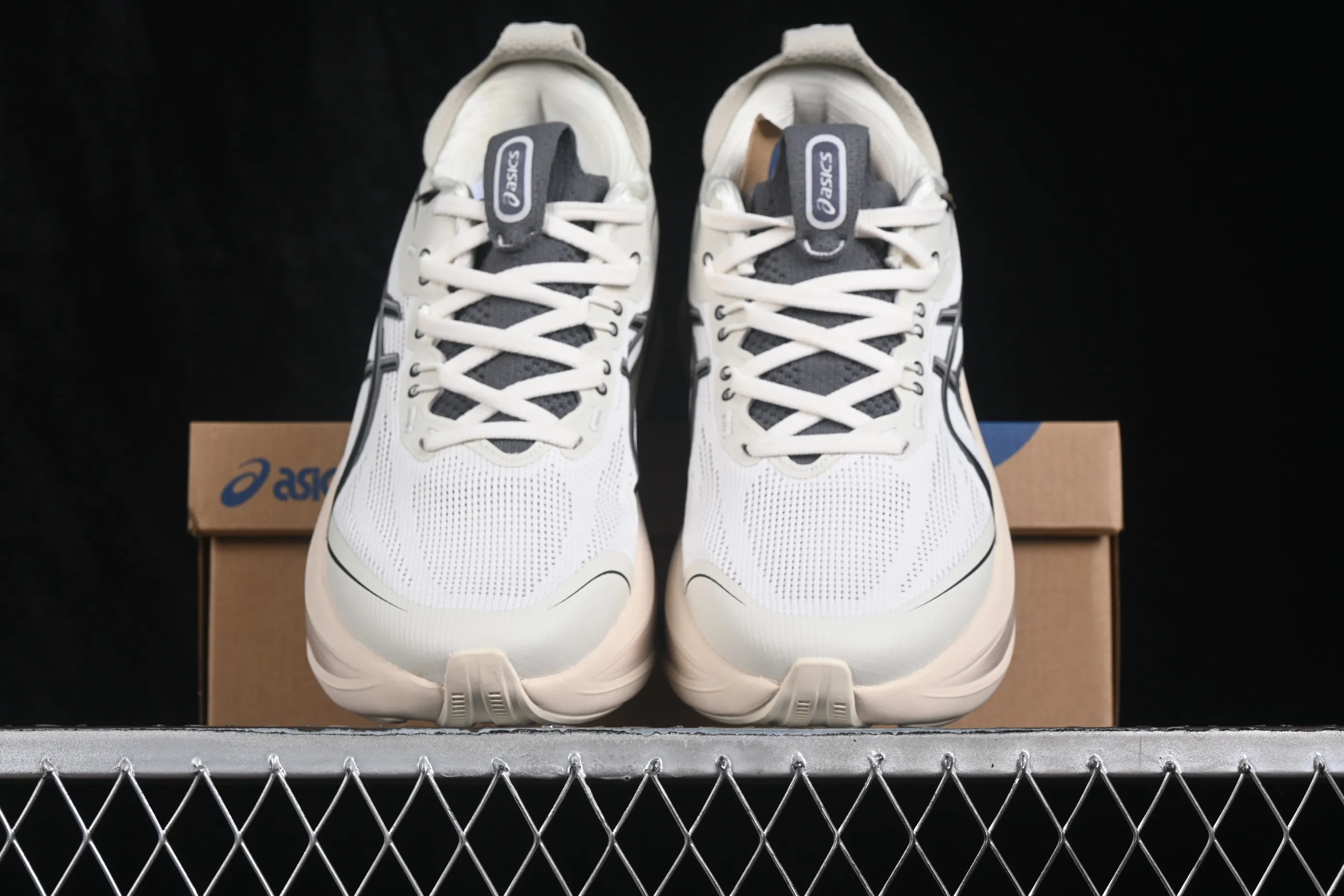 All categories Asics Asics series Asics Gel-Nimbus 28 Asics Gel-Nimbus 28 Asics retro breathable casual shoes cushioning men's wear-resistant running shoes 1011C032-100